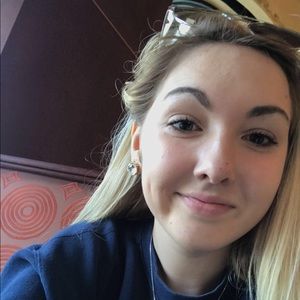 Meet your Posher, Baily